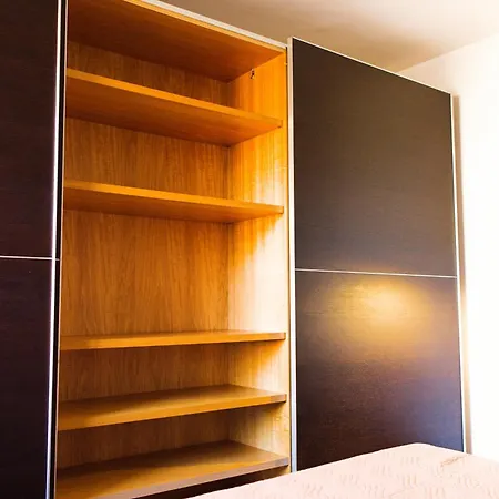 Retro Apartment *